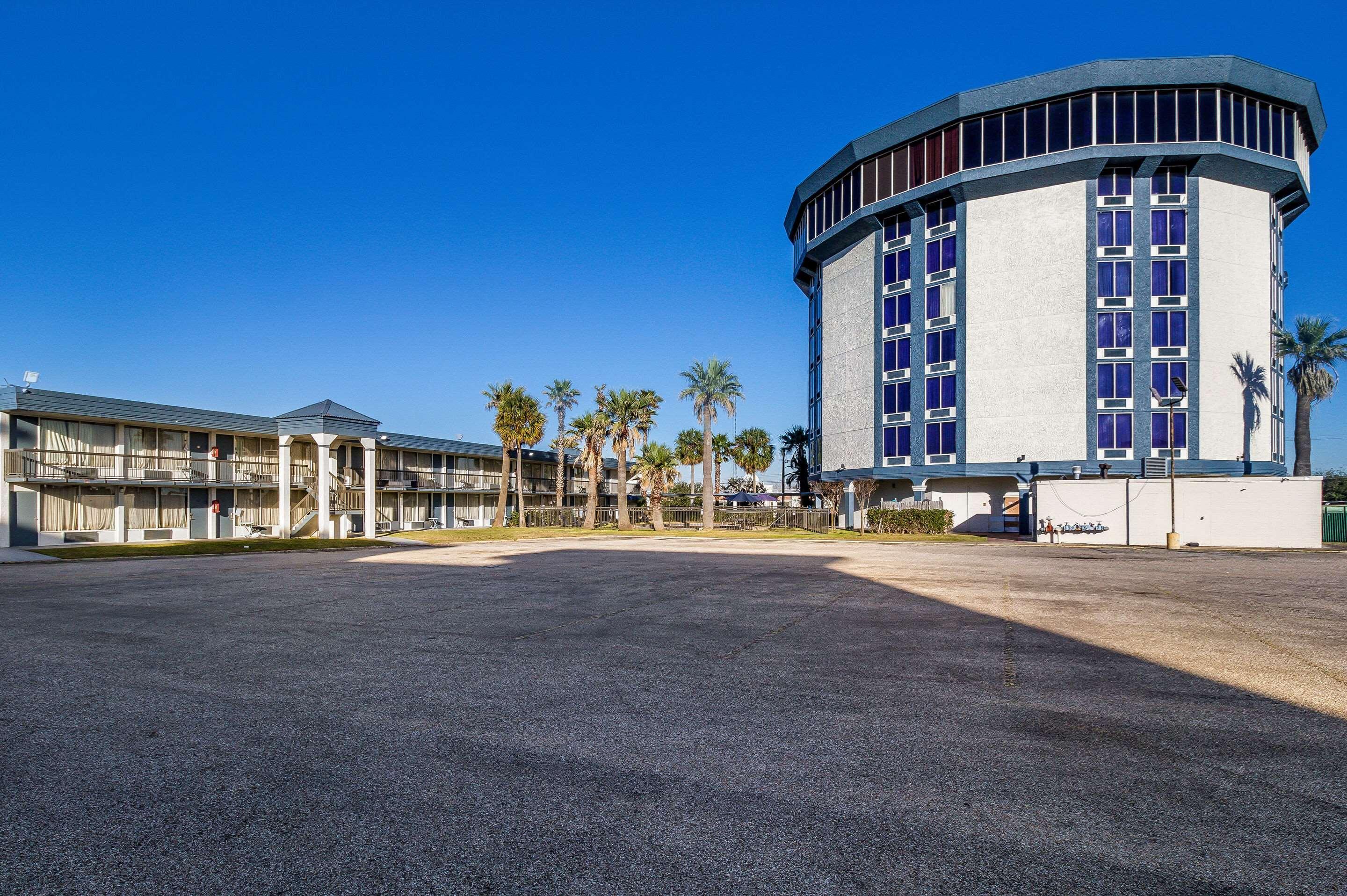 Quality Inn Pasadena Houston Exterior photo